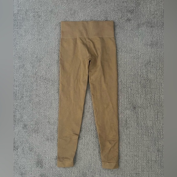 Gym Shark Light Brown Top And Leggings Set - Picture 7 of 7